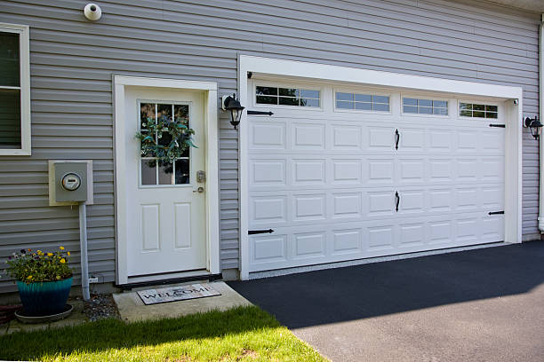 24/7 Emergency Garage Door Panel Replacement experts in Hanahan, SC